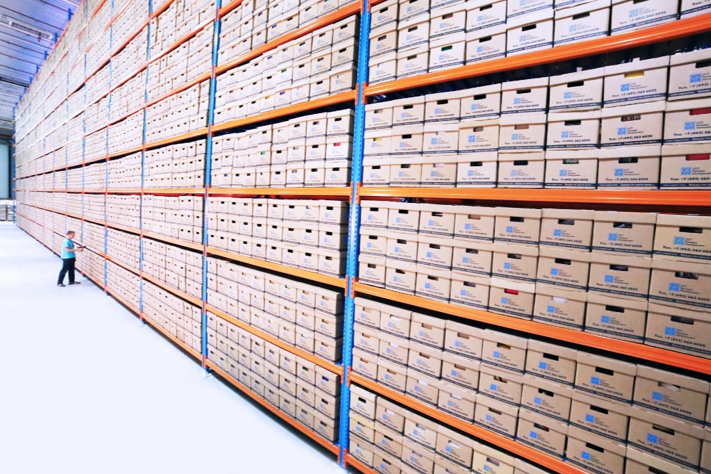 organizzare google drive archivio - Foto di Nana Smirnova su Unsplash